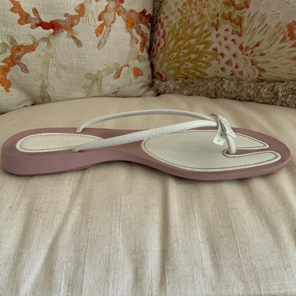 Versatile Feminine Wht/Rose Bikini Sandal ColeHaan - Picture 13 of 16